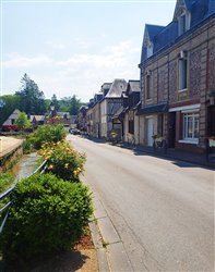 Rue du Comt de Barn - Clres